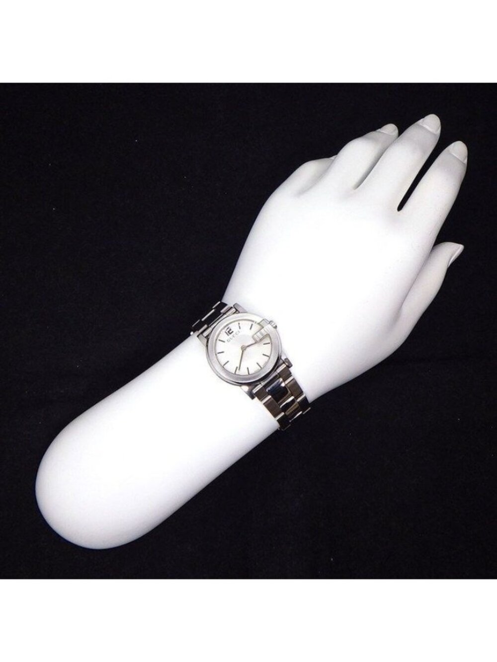 Gucci Watch Round Silver Dial SS Quartz Analog - Picture 11 of 12